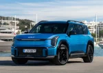 Кросовер Kia EV9 GT-Line 2026, вид спереду, колір синій металік.