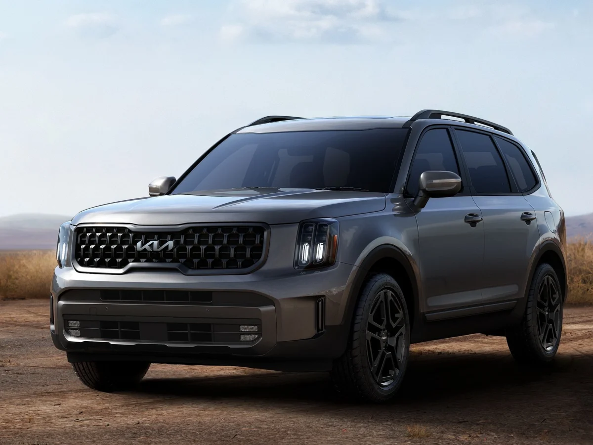 Вигляд з переду Kia Telluride 2023