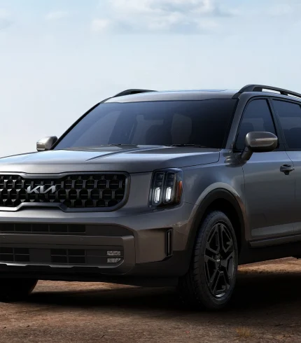 Вигляд з переду Kia Telluride 2023
