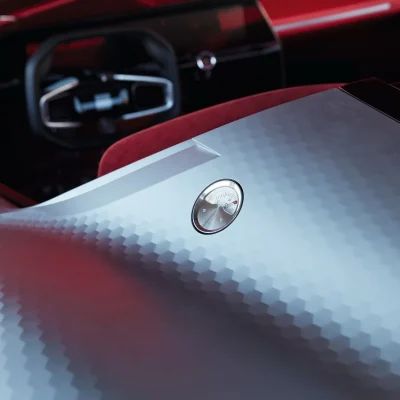 датчиком, який показує рівень заряду автомобіля Renault Trezor Concept