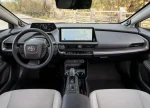 Салон Toyota Prius 2023