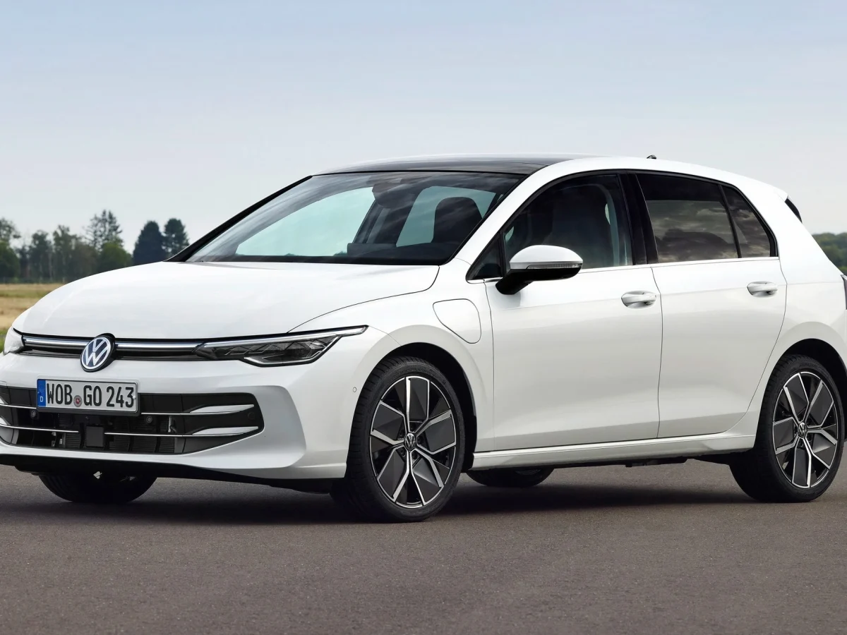 Volkswagen Golf 2025
